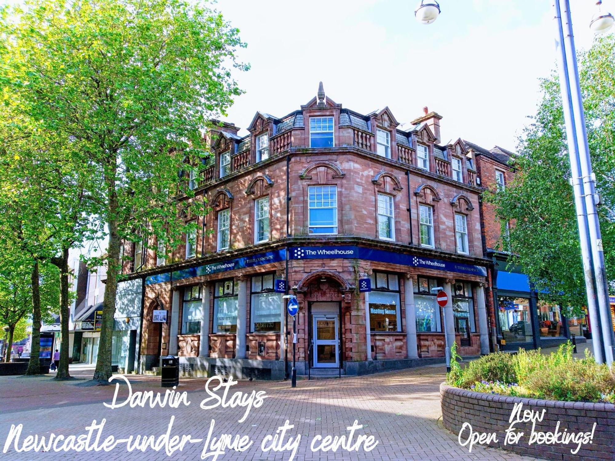 Darwin Stays - Service Accommodation In Newcastle Under Lyme City Centre Eksteriør billede