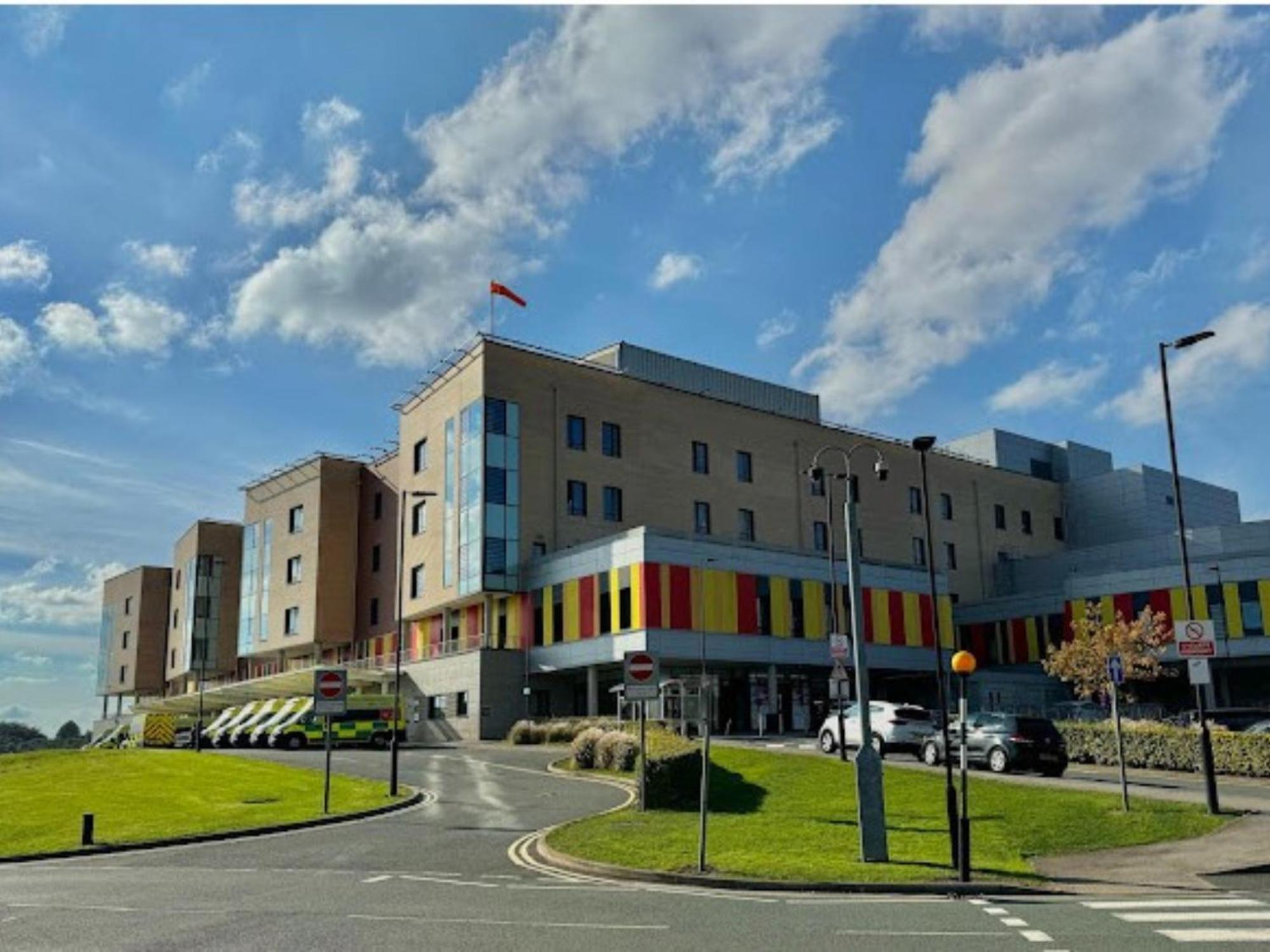Darwin Stays - Service Accommodation In Newcastle Under Lyme City Centre Eksteriør billede