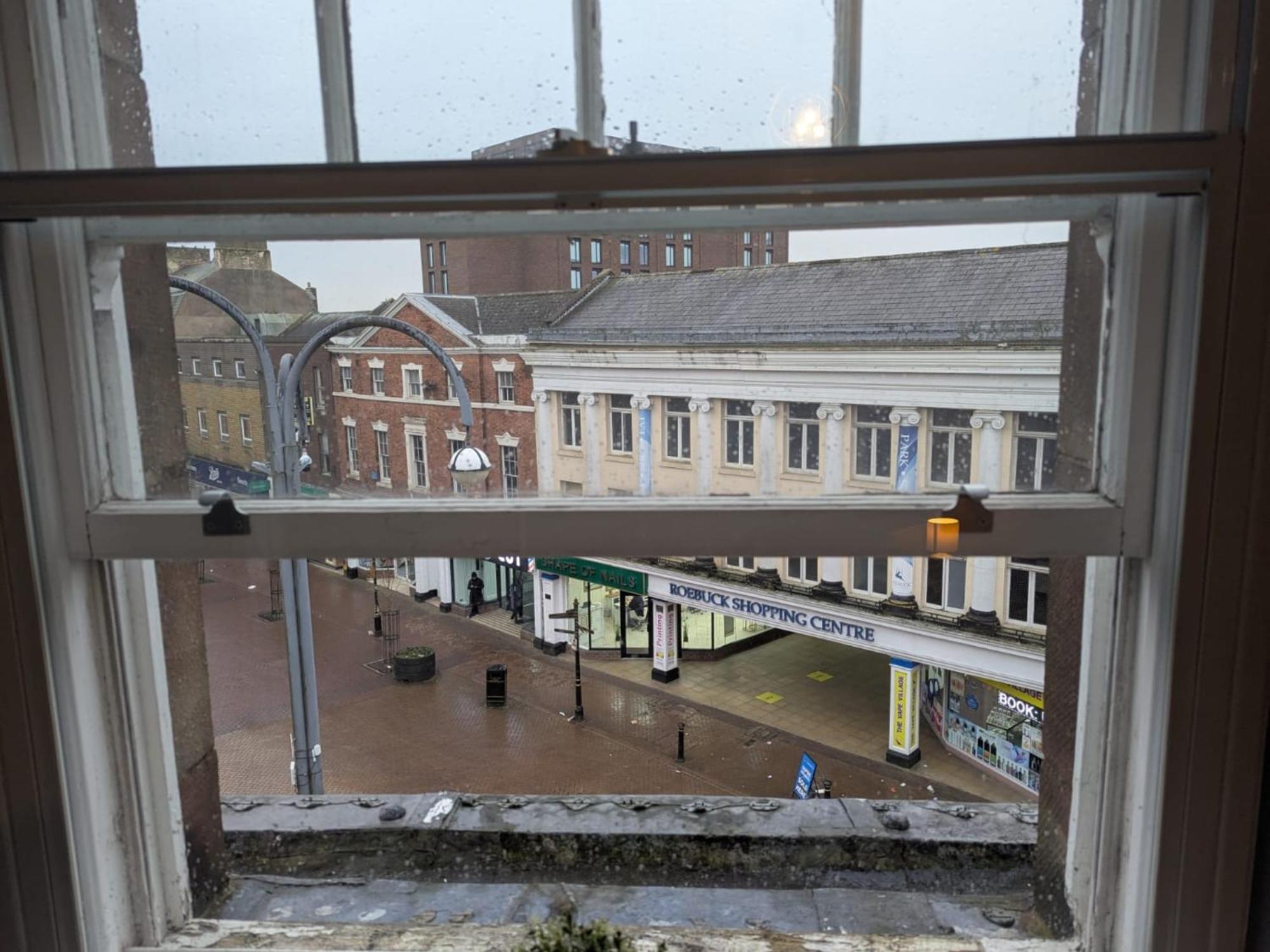 Darwin Stays - Service Accommodation In Newcastle Under Lyme City Centre Eksteriør billede